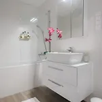 Apartment Wave Luxury
